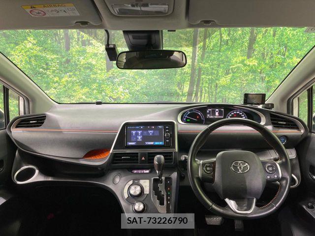 Toyota SIENTA 2018-06 8438894-1