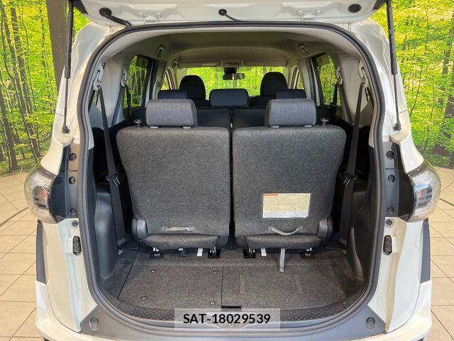 Toyota SIENTA 2016-07 8438897-11