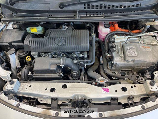 Toyota SIENTA 2016-07 8438897-17