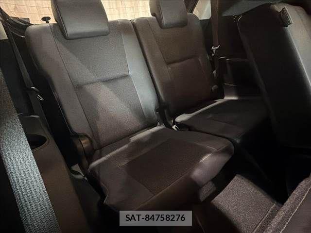 Toyota SIENTA 2018-03 8438898-10