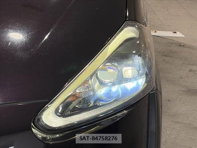 Toyota SIENTA 2018-03 8438898-13