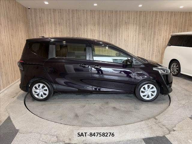 Toyota SIENTA 2018-03 8438898-18