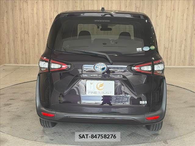 Toyota SIENTA 2018-03 8438898-20