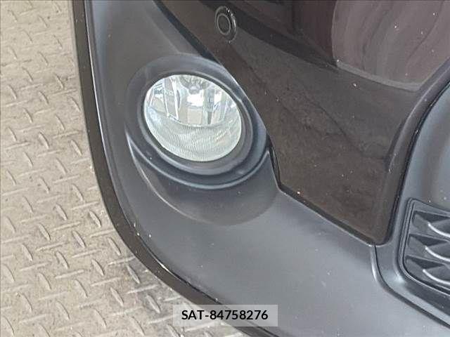 Toyota SIENTA 2018-03 8438898-26