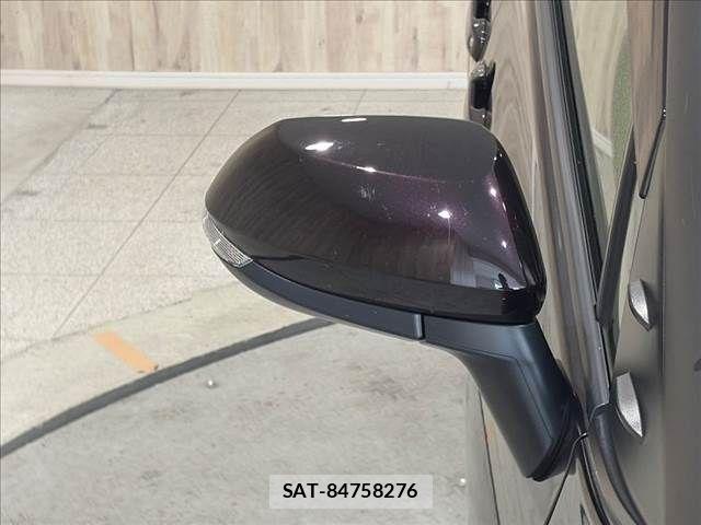 Toyota SIENTA 2018-03 8438898-27