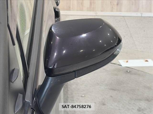 Toyota SIENTA 2018-03 8438898-28