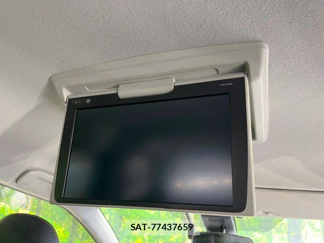 Toyota SIENTA 2018-04 8438354-6