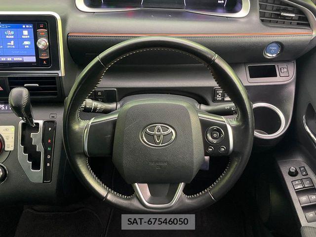 Toyota SIENTA 2015-12 8438553-10