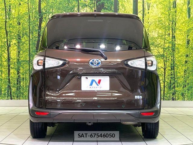 Toyota SIENTA 2015-12 8438553-14