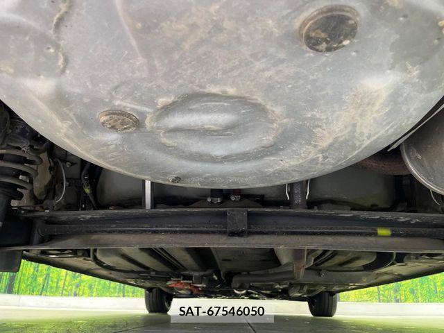 Toyota SIENTA 2015-12 8438553-18