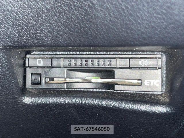 Toyota SIENTA 2015-12 8438553-6