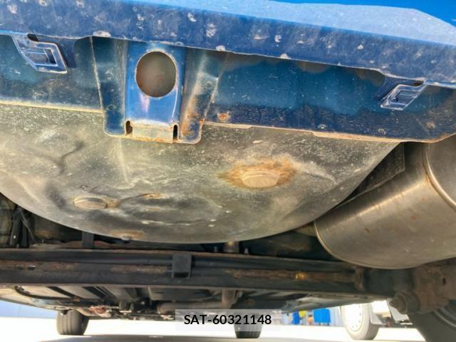 Toyota SIENTA 2016-07 8438899-10