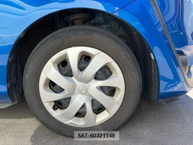 Toyota SIENTA 2016-07 8438899-3