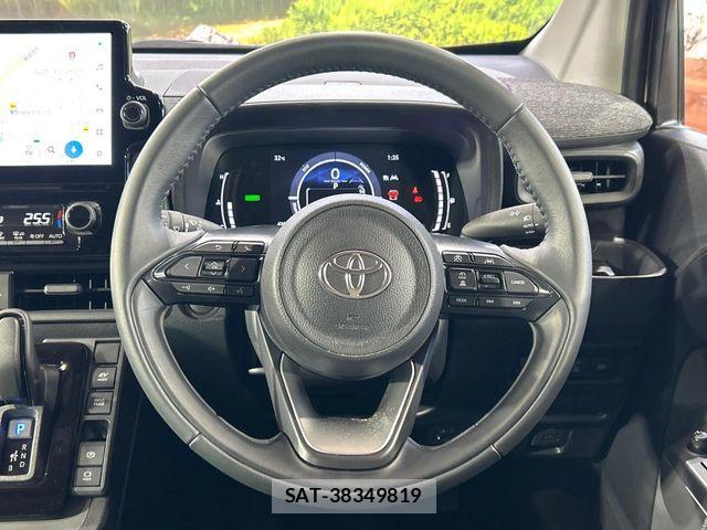 Toyota SIENTA 2025-09 8458426-11