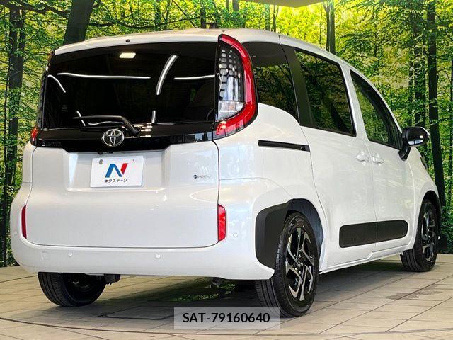 Toyota SIENTA 2026-06 8458421-17