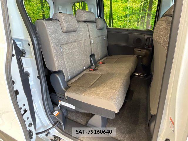 Toyota SIENTA 2026-06 8458421-8