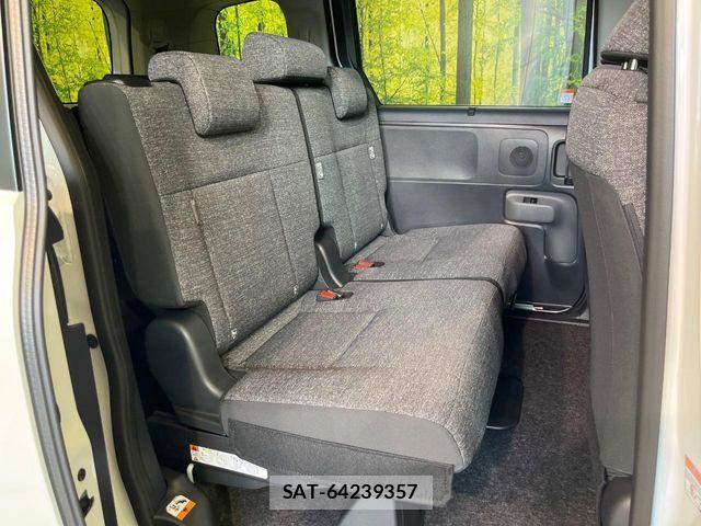 Toyota SIENTA 2026-06 8458423-9