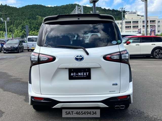 Toyota SIENTA 2015-11 8458429-15