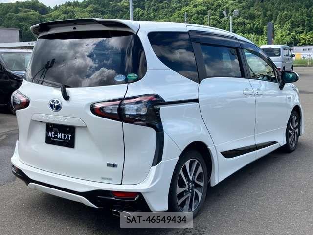 Toyota SIENTA 2015-11 8458429-18