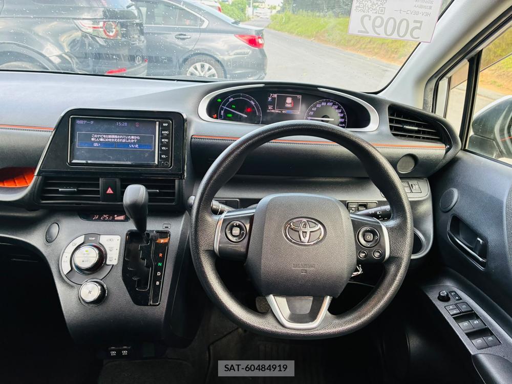 Toyota SIENTA 2020-07 8079879-13