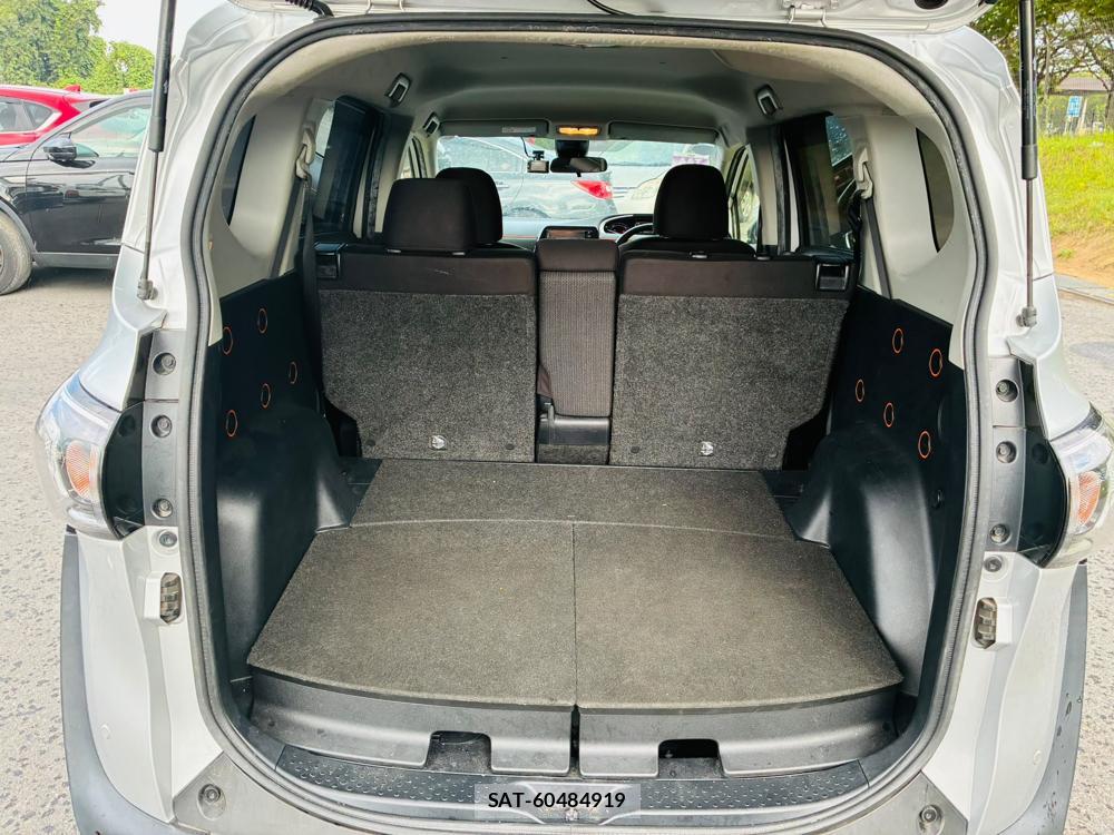 Toyota SIENTA 2020-07 8079879-24