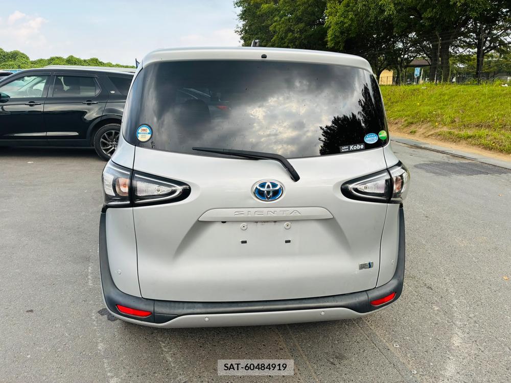 Toyota SIENTA 2020-07 8079879-3