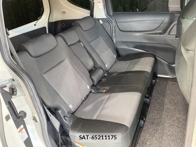 Toyota SIENTA 2018-10 8527381-11