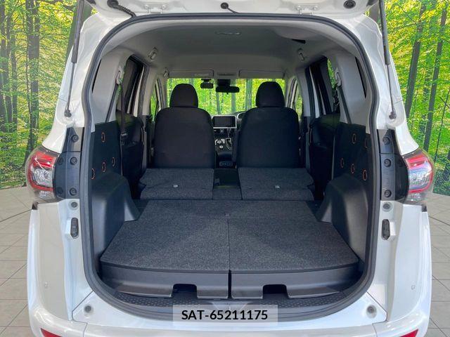 Toyota SIENTA 2018-10 8527381-12