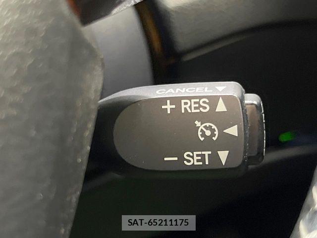 Toyota SIENTA 2018-10 8527381-5