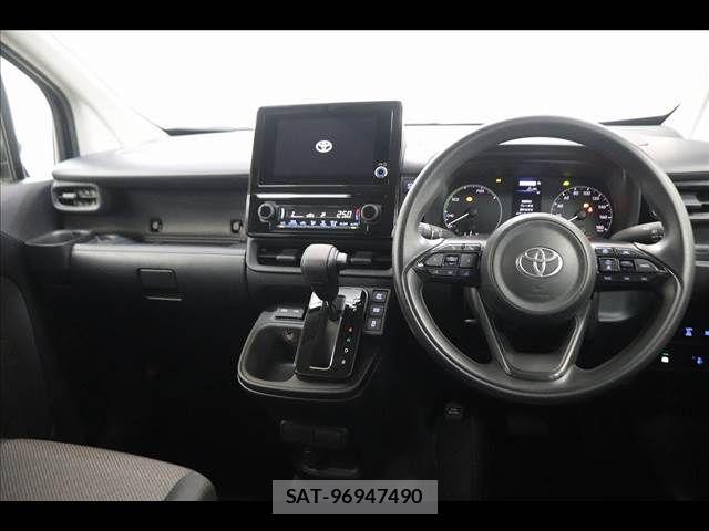 Toyota SIENTA 2024-08 8527378-28
