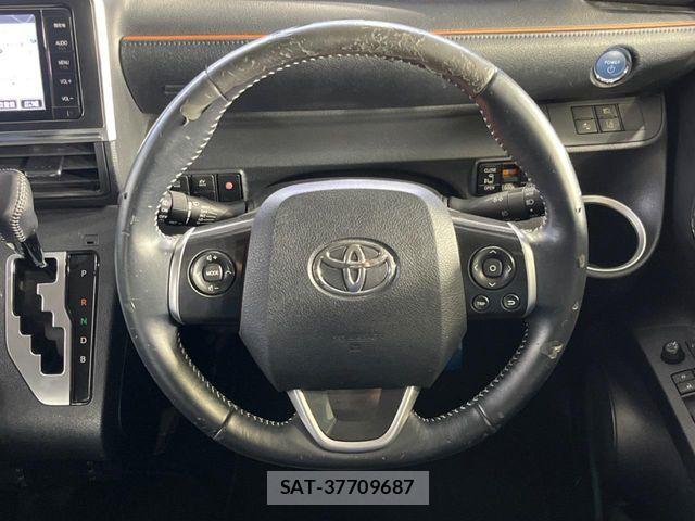 Toyota SIENTA 2015-11 8527385-12