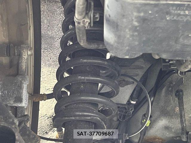 Toyota SIENTA 2015-11 8527385-19
