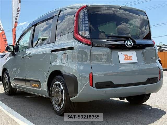 Toyota SIENTA 2022-09 8563546-14