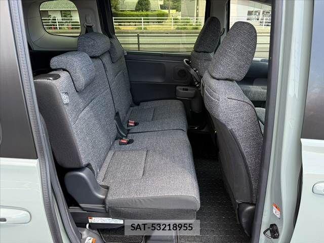 Toyota SIENTA 2022-09 8563546-17