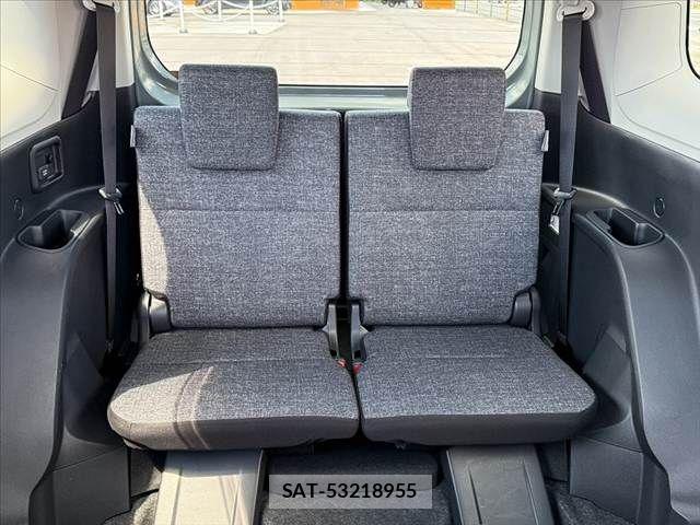 Toyota SIENTA 2022-09 8563546-19
