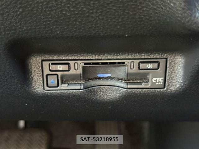 Toyota SIENTA 2022-09 8563546-26