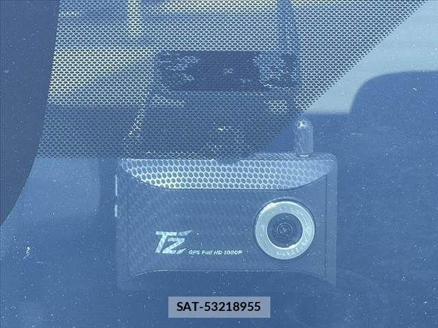 Toyota SIENTA 2022-09 8563546-29