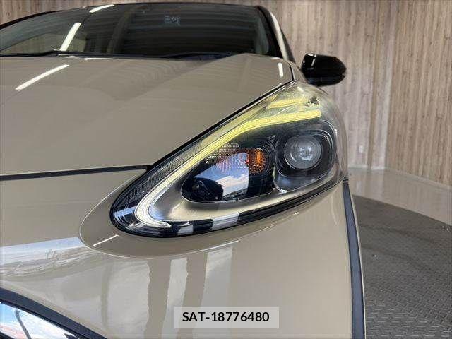 Toyota SIENTA 2019-09 8563549-10