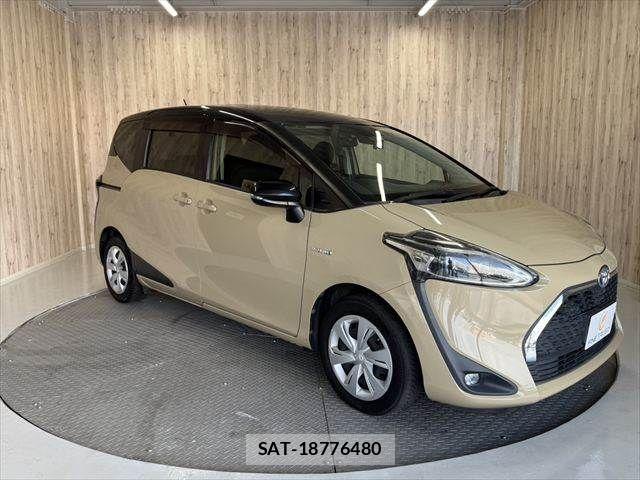 Toyota SIENTA 2019-09 8563549-14