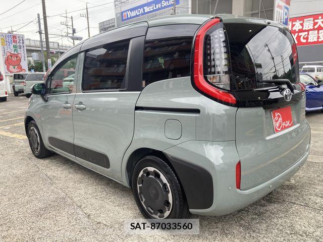 Toyota SIENTA 2025-09 8563543-11