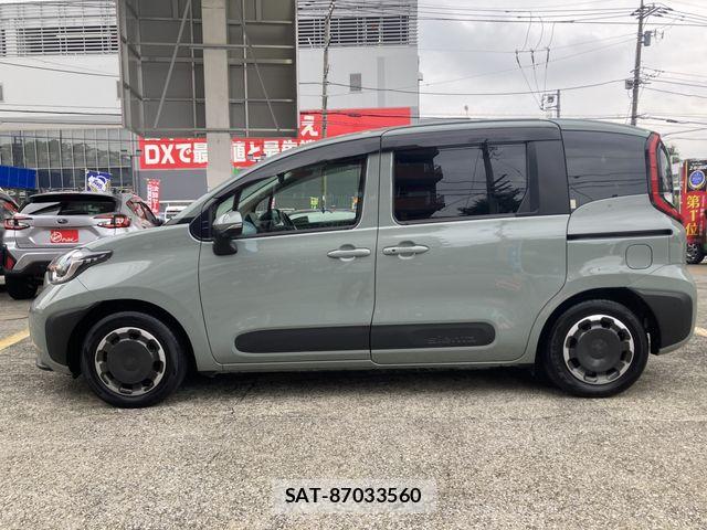 Toyota SIENTA 2025-09 8563543-13