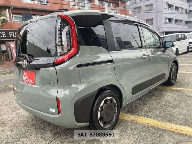 Toyota SIENTA 2025-09 8563543-2