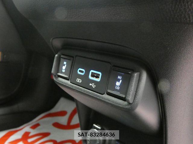 Toyota SIENTA 2026-01 8563544-14