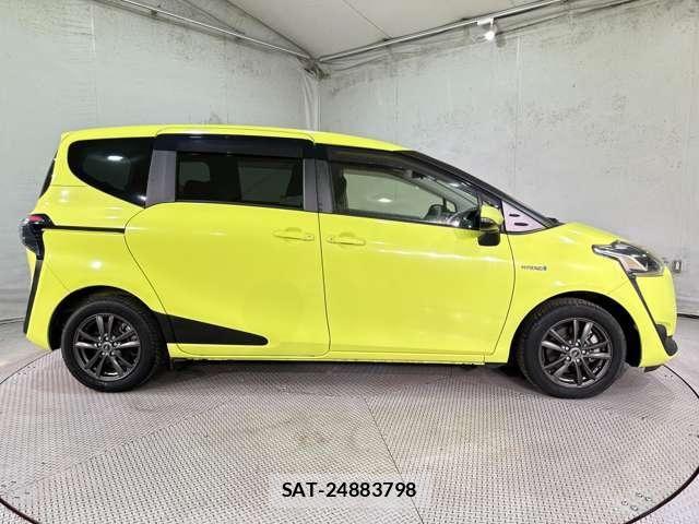 Toyota SIENTA 2015-09 8563548-3