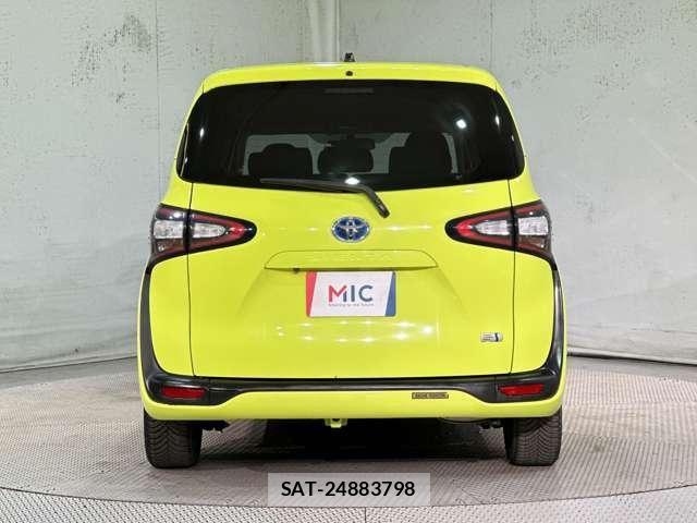 Toyota SIENTA 2015-09 8563548-5