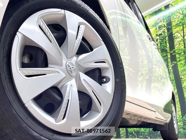 Toyota SIENTA 2019-01 8563547-12