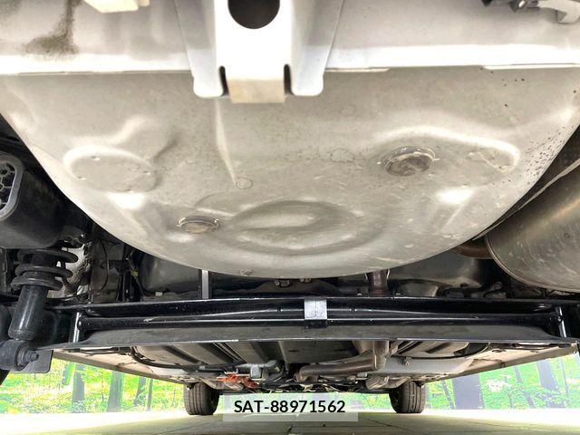 Toyota SIENTA 2019-01 8563547-18