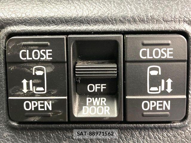 Toyota SIENTA 2019-01 8563547-3