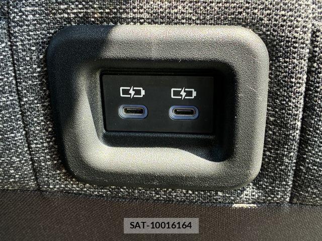 Toyota SIENTA 2023-10 8563545-25