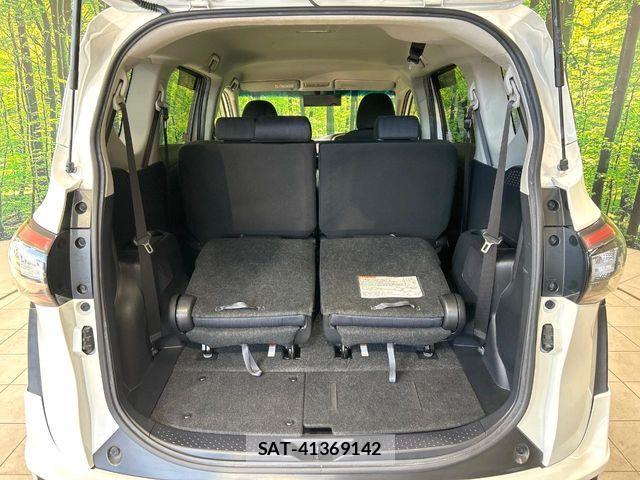 Toyota SIENTA 2017-06 8628903-10